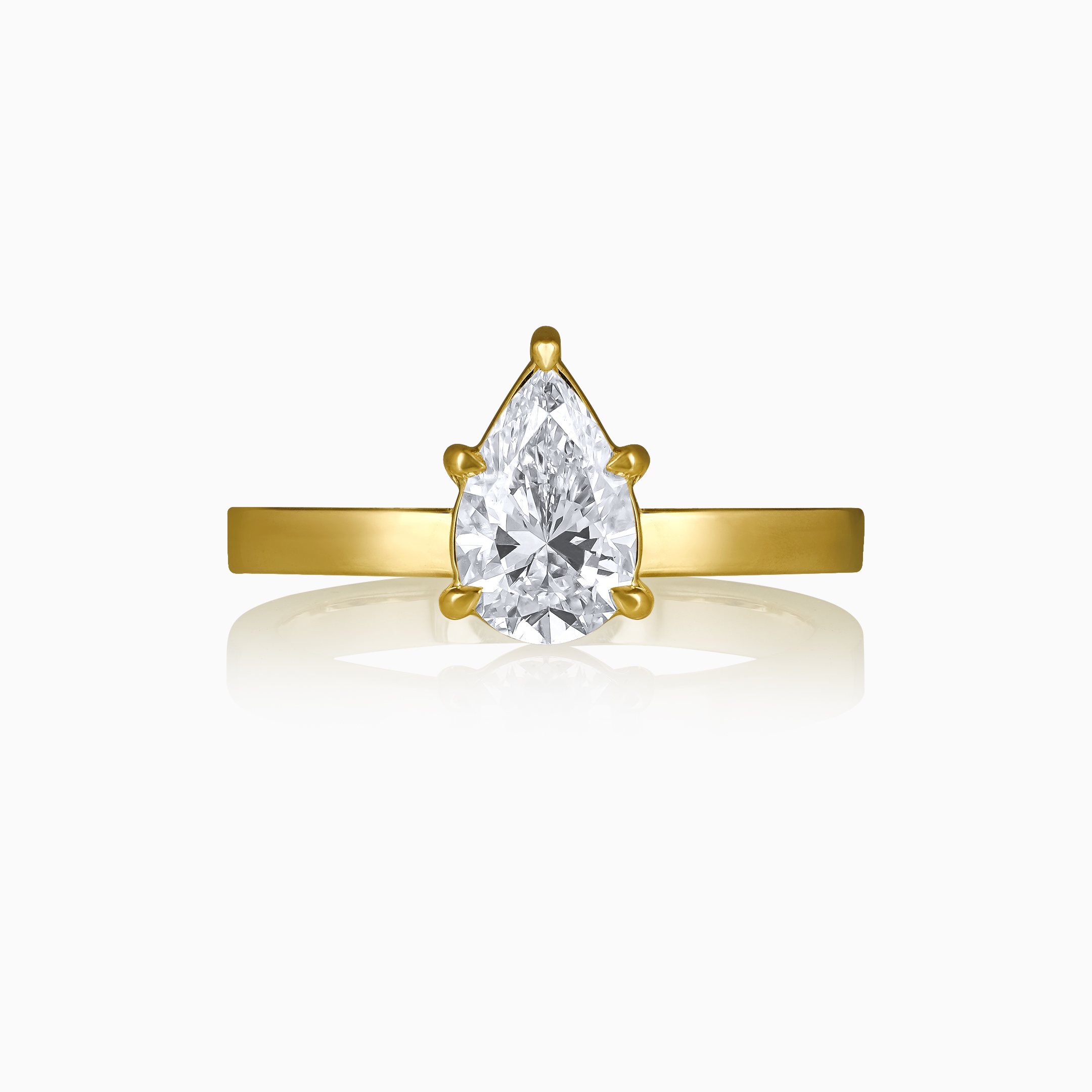 Maelie Diamond and Yellow Gold Ring at DINIDU Colombo Sri Lanka